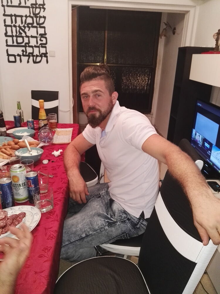  Ashqelon,   Valera, 36 ,   ,   , c 