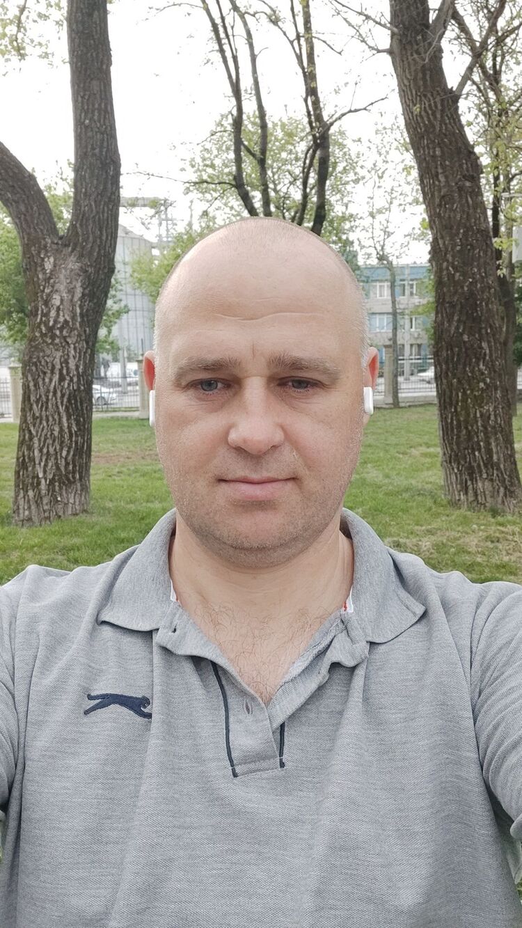  49570566  , 42 ,    