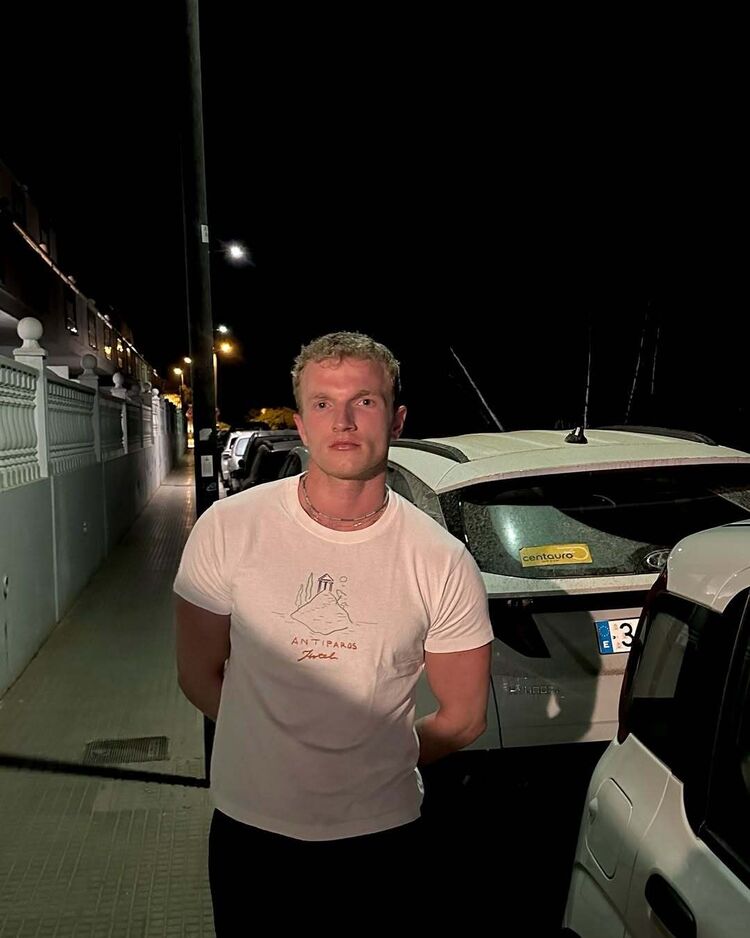 ���� 52469496 ������� �������, 35 ���, ���� ���������� � �����������