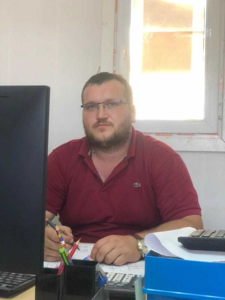  47706786  , 37 ,    