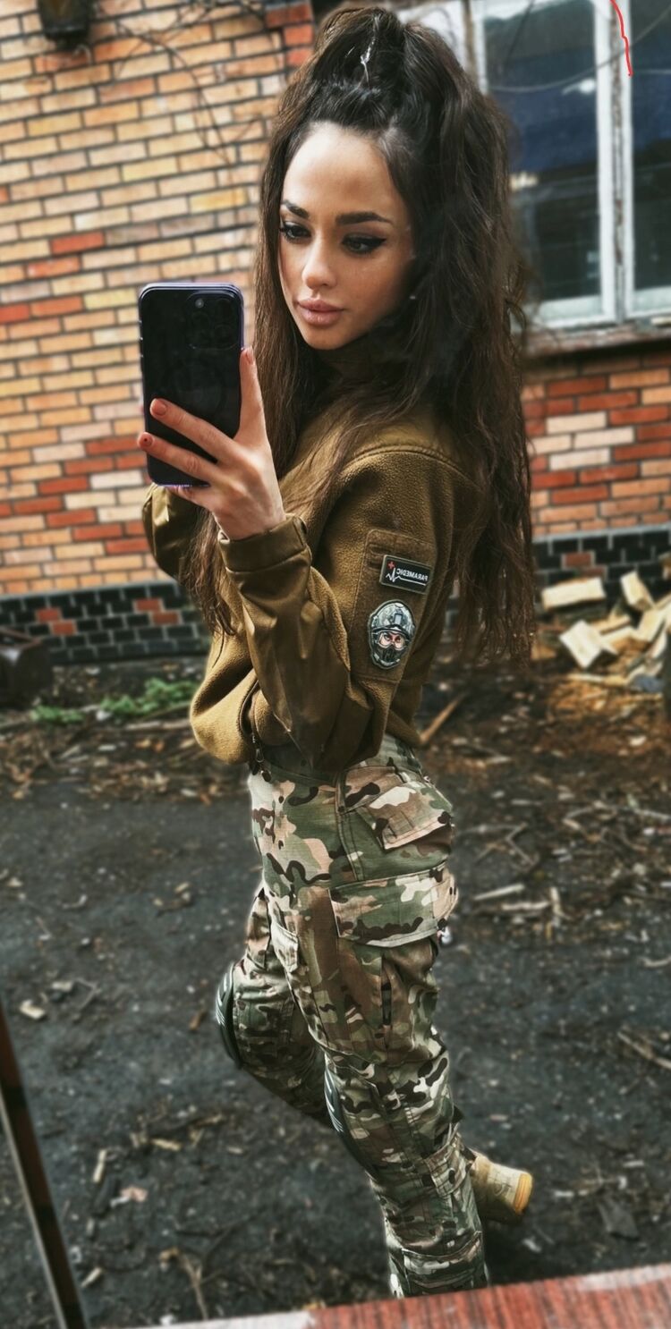  49983446  , 25 ,    