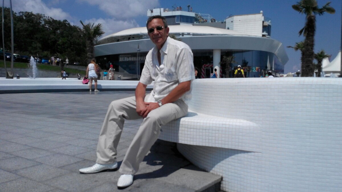  11614656  Sergey, 66 ,    
