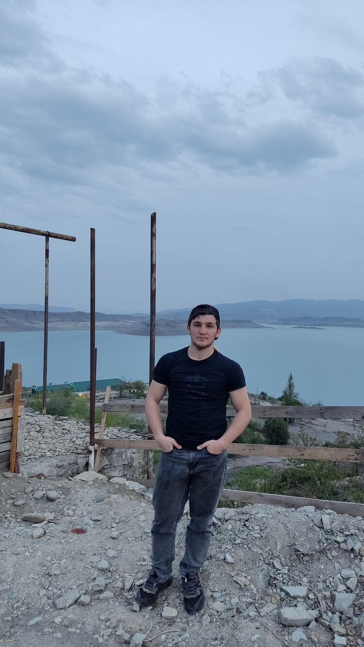  ,   Magomed, 37 ,   ,   