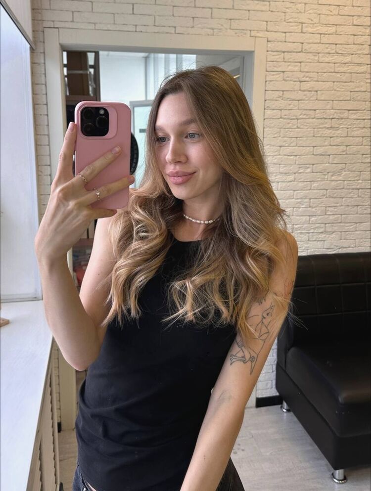  52153806  , 28 ,    -