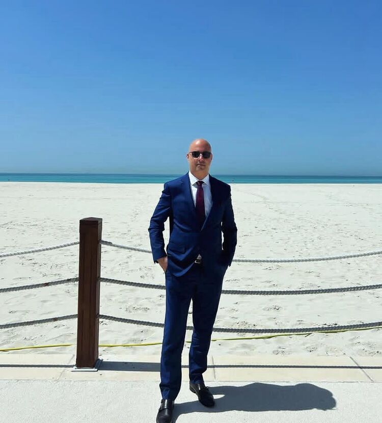  Acala del Rio,   Fransisco, 56 ,   ,   