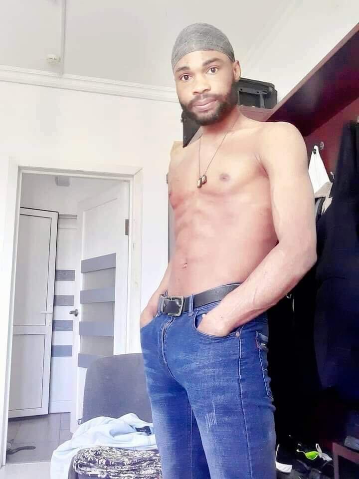  44044276  Mike, 35 ,    -