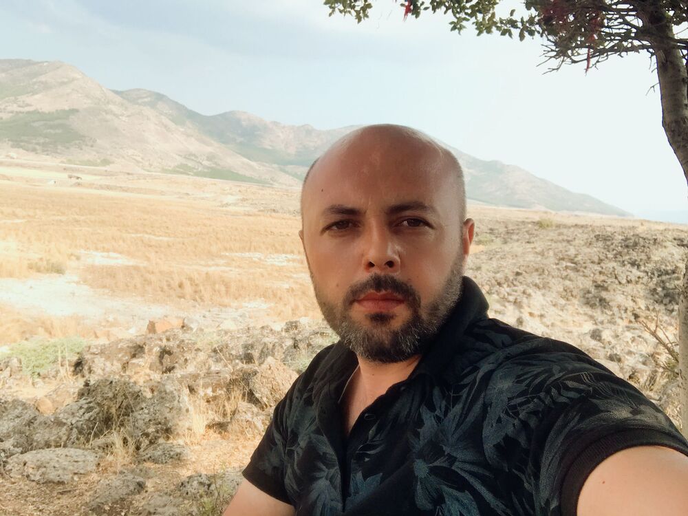  33997196  Ferhat, 41 ,    