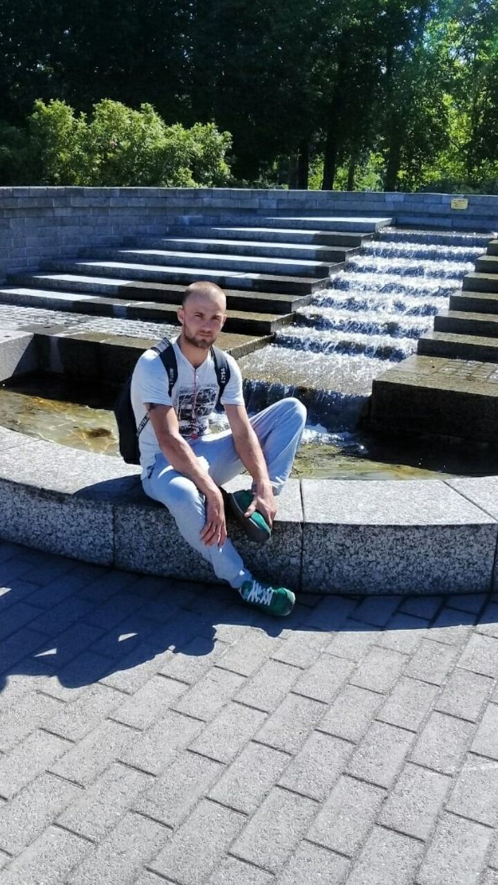  -,   , 33 ,   c 