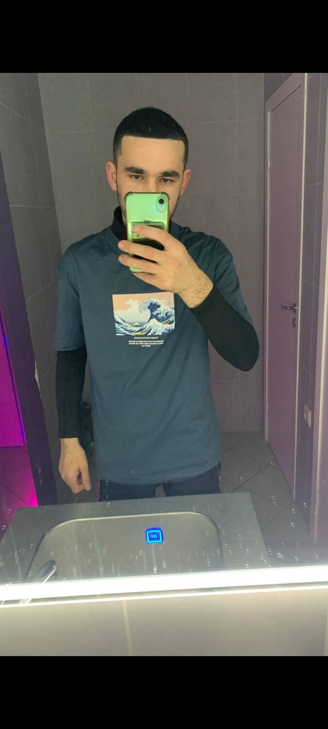  51281166  , 23 ,    
