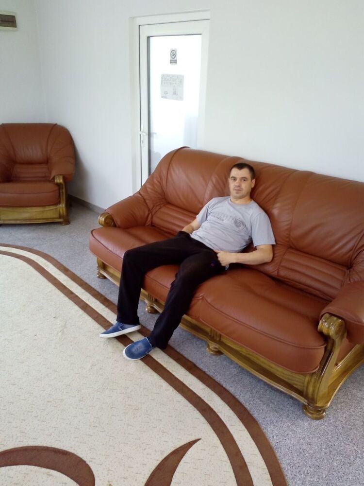  ,   Oleg, 44 ,   ,   , c 