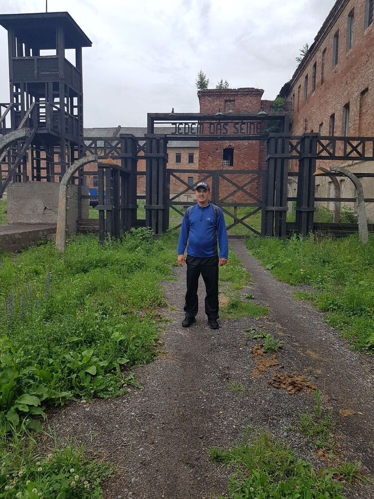  ,   Dmitriy, 42 ,   , 