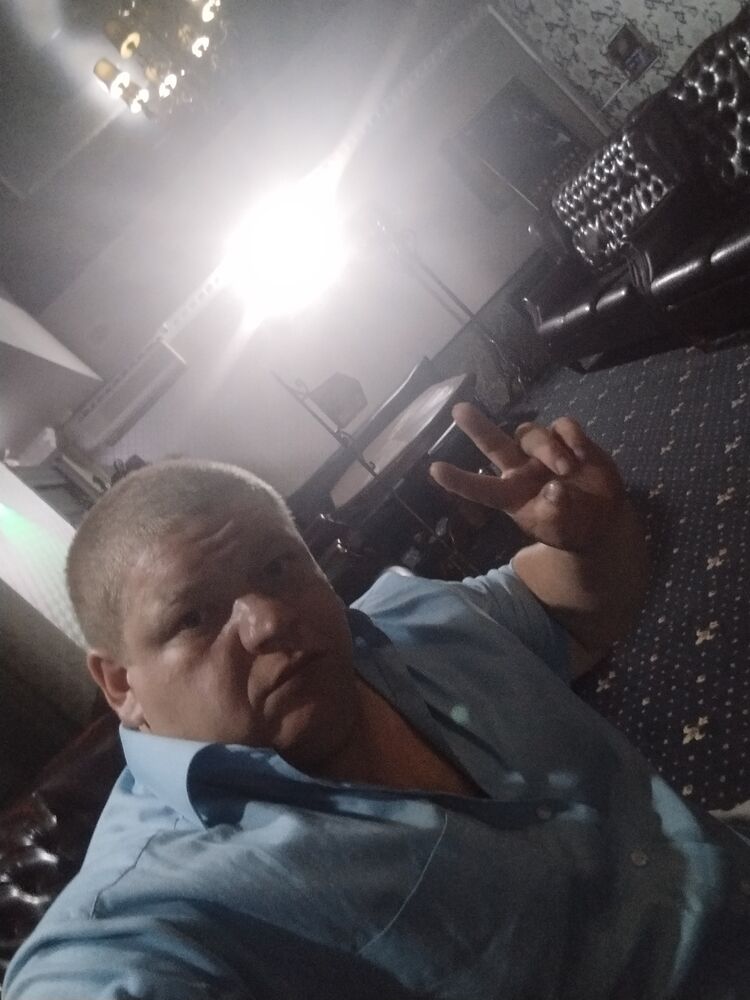  ,   Pavel, 34 ,   ,   , c , 