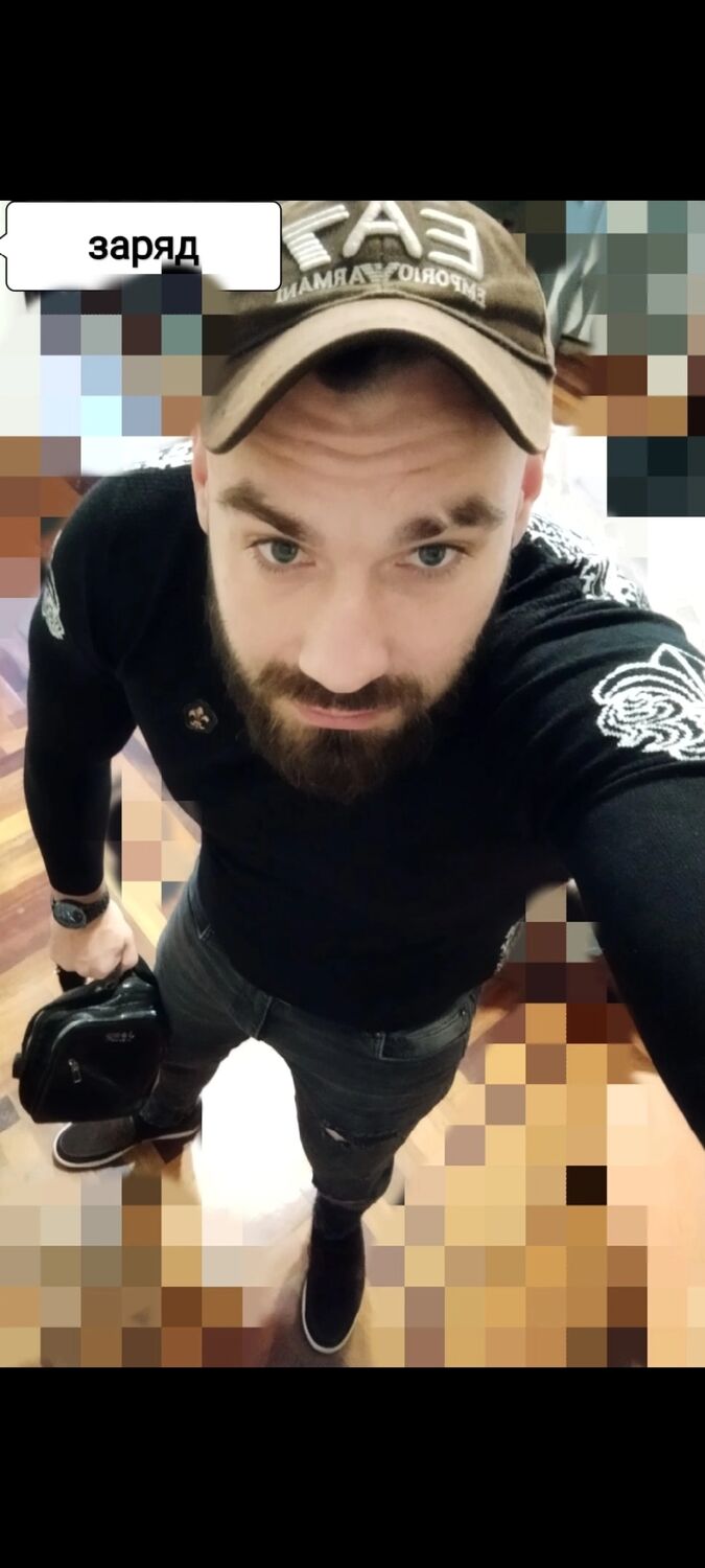  31387806  AlexUnder, 32 ,    