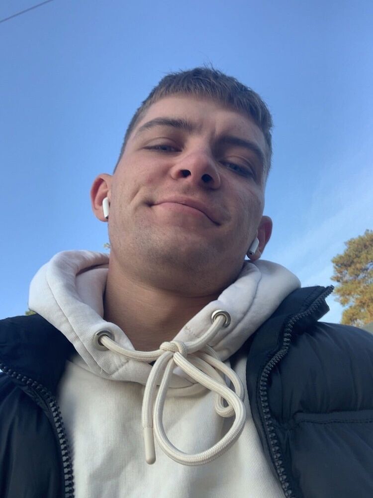  50834226  Pavel, 31 ,    