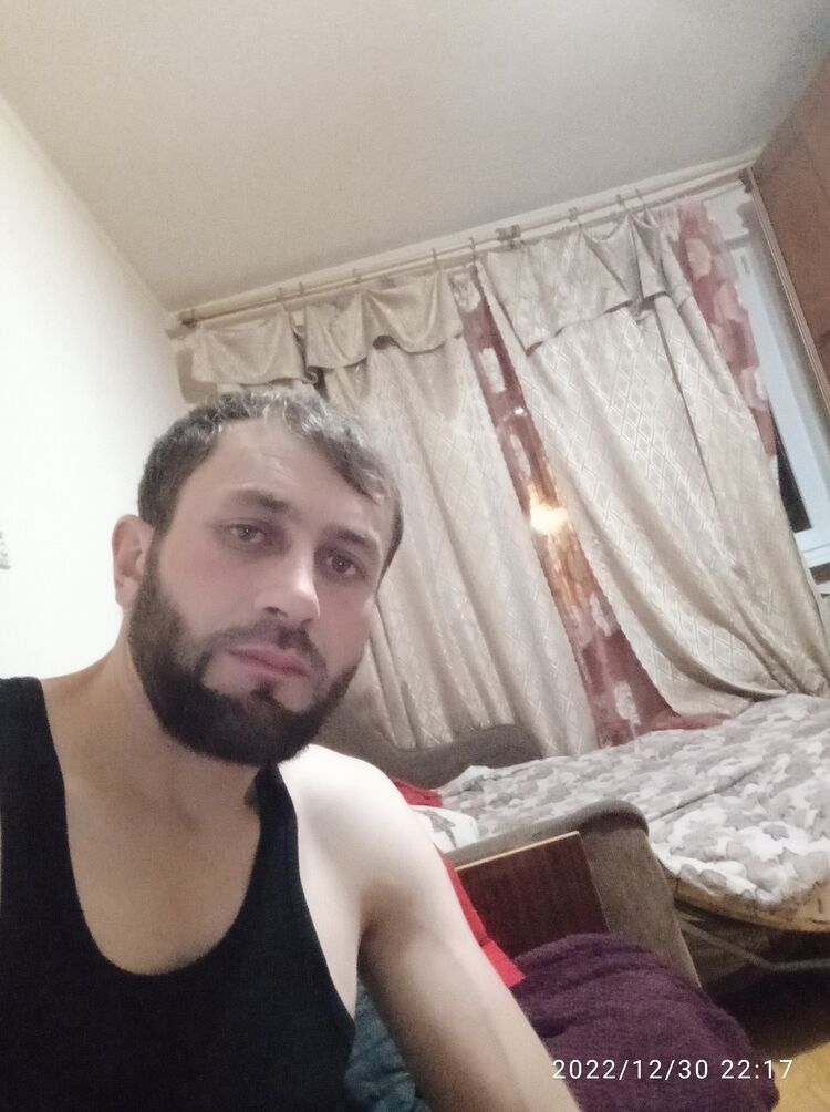  32864266  Sobir R m, 37 ,    