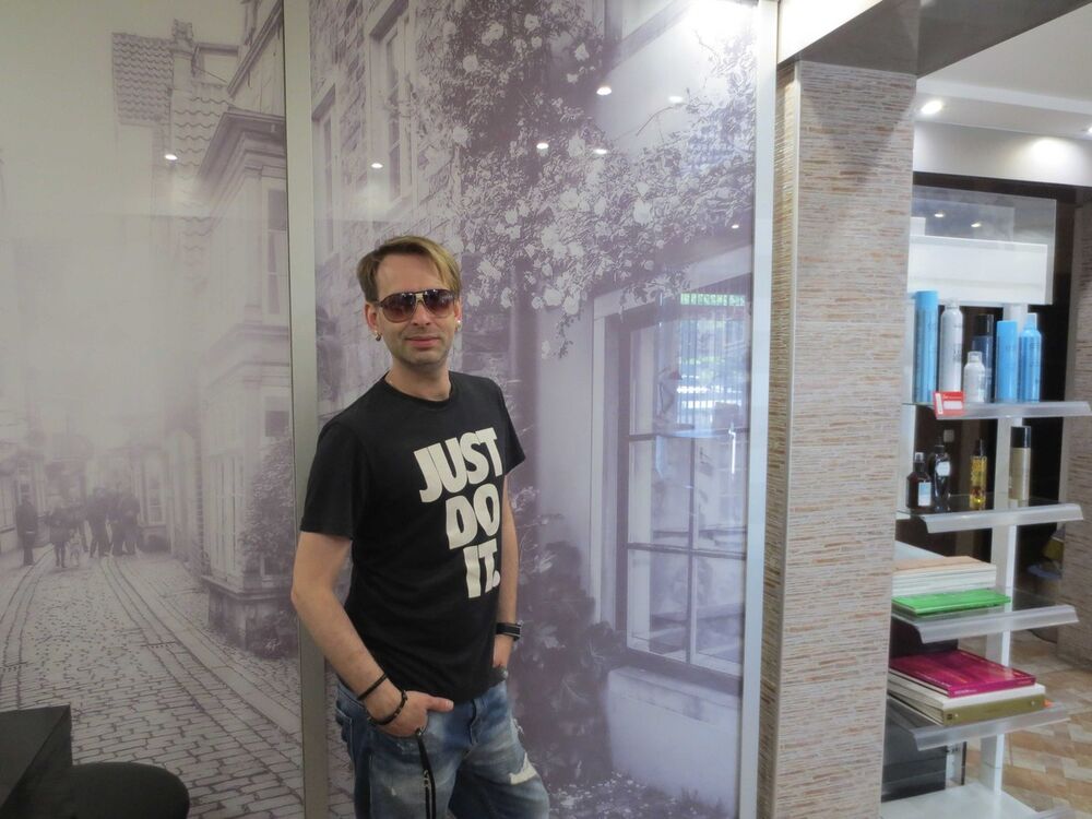  9650606  Ed Kisik, 44 ,    