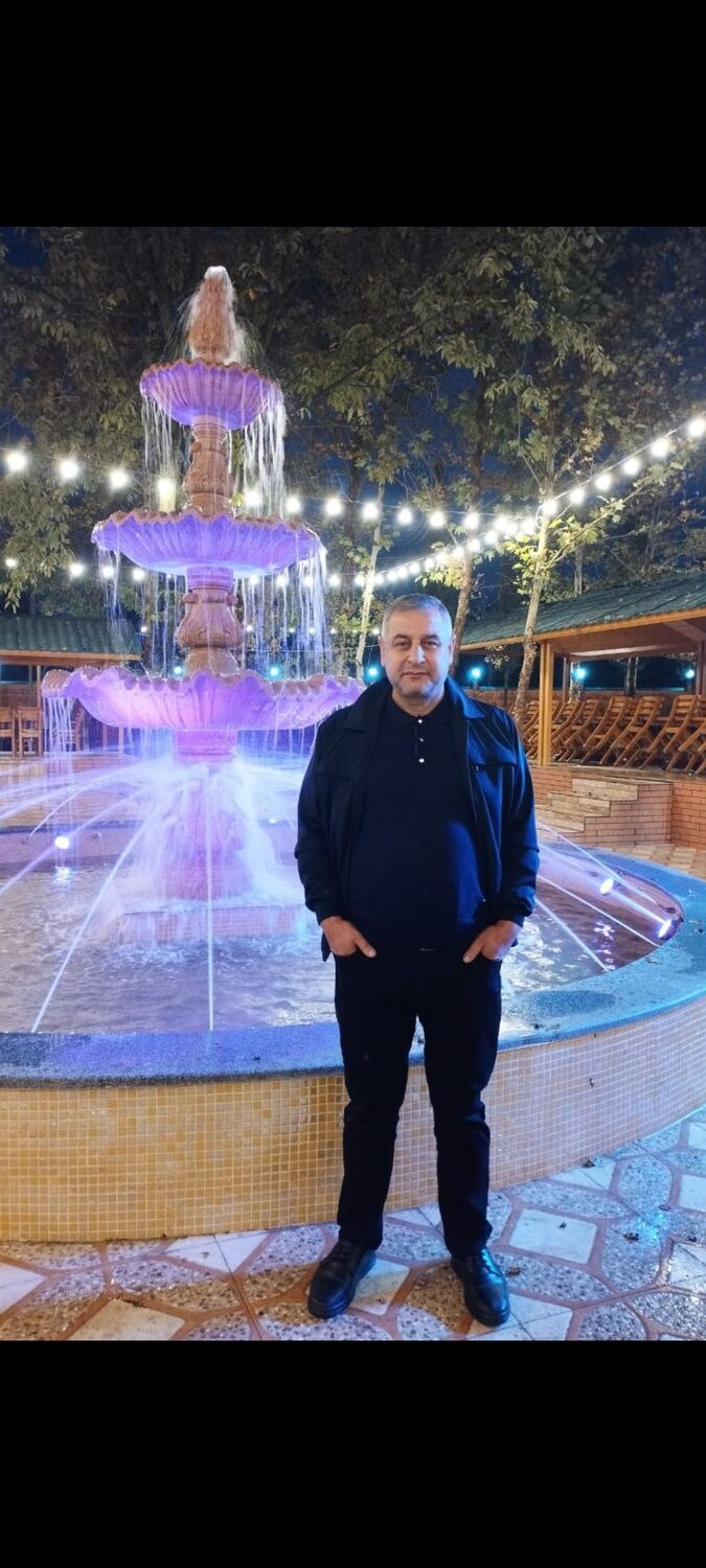  43857166  Samir, 47 ,    