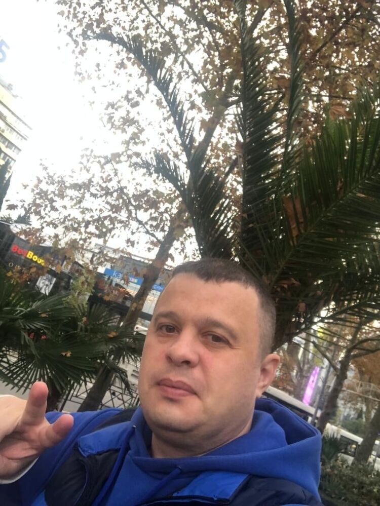  40310776  , 39 ,    