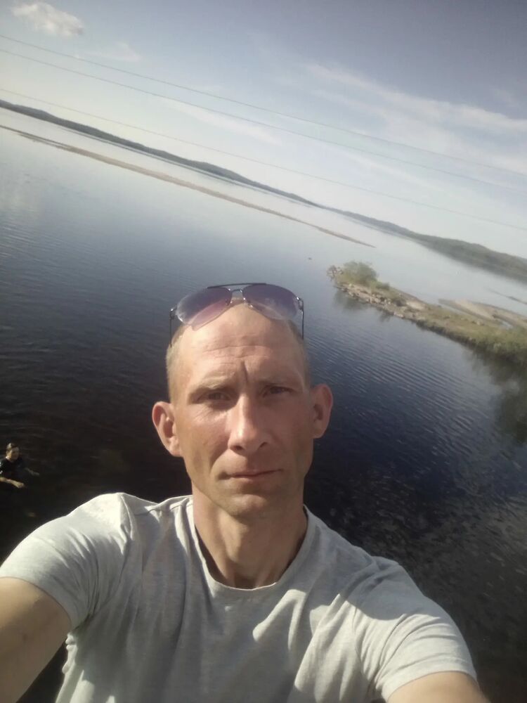  43142696  , 35 ,    