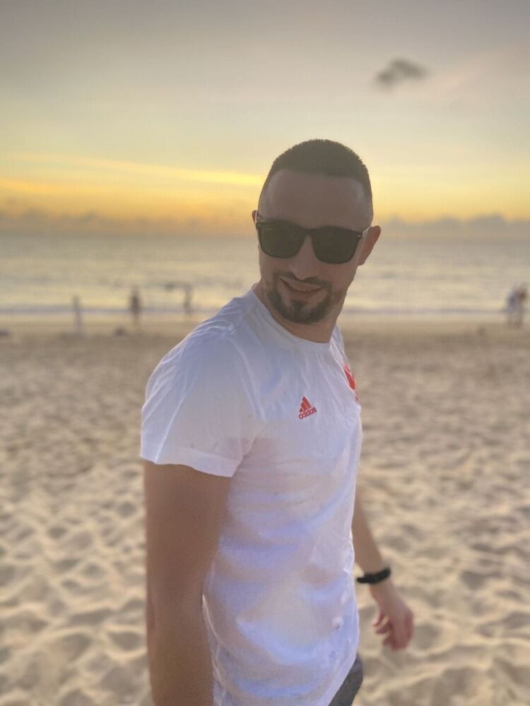 ���� 37944406 ������� �����, 34 ����, ���� ���������� � �����������