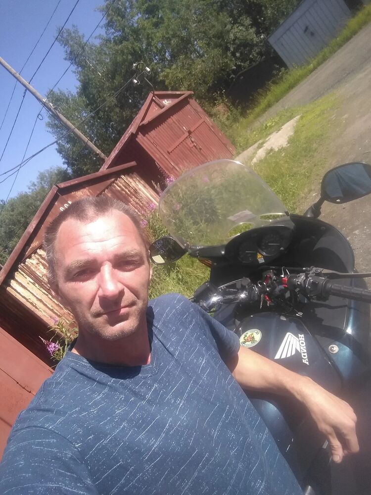  ,   Alexander, 48 ,   c 