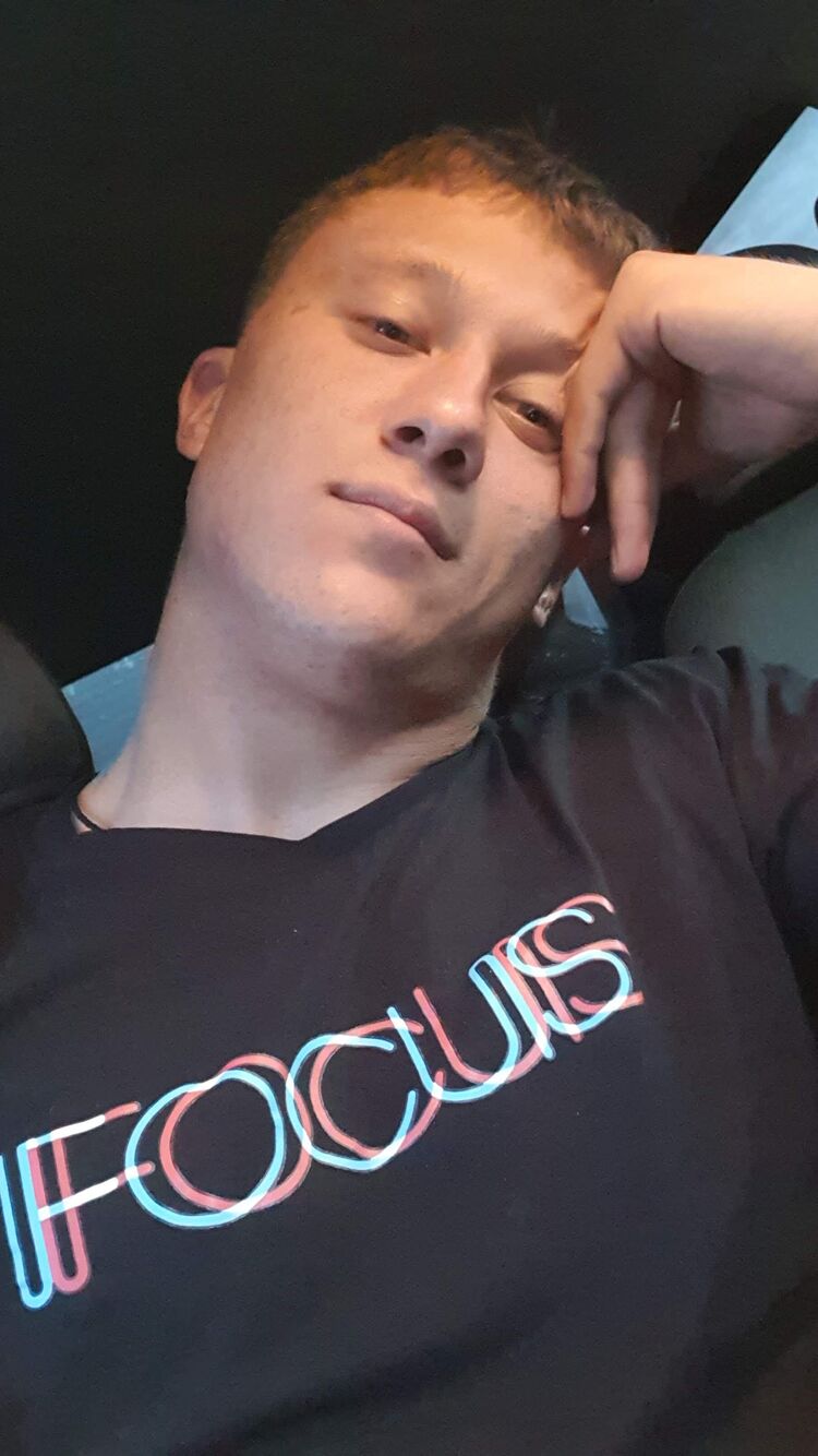  30856126  , 32 ,     