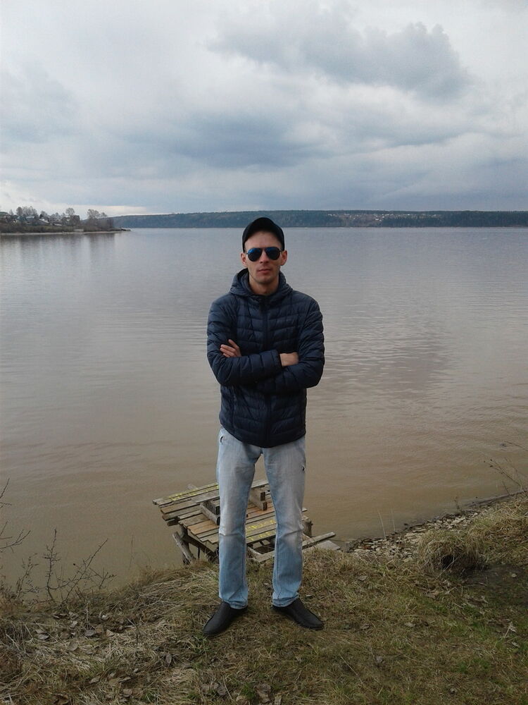  12510496  Ivan, 38 ,    