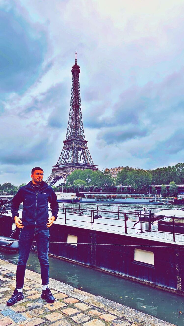  44982036  Wassim, 28 ,    Palais-Bourbon