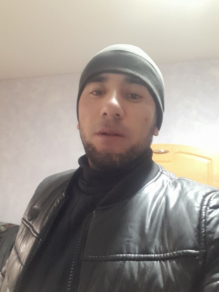  26543846  , 37 ,    
