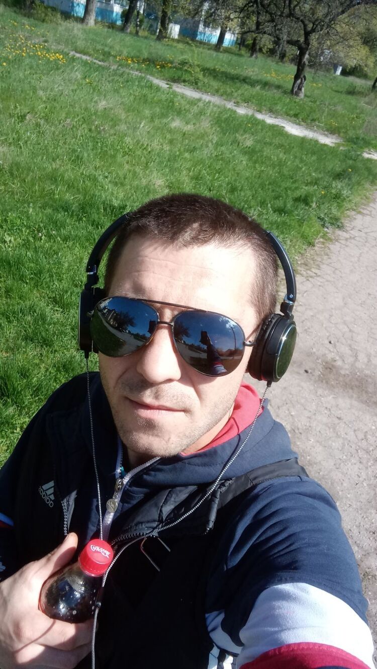  ,   Igor, 32 ,   ,   , c , 