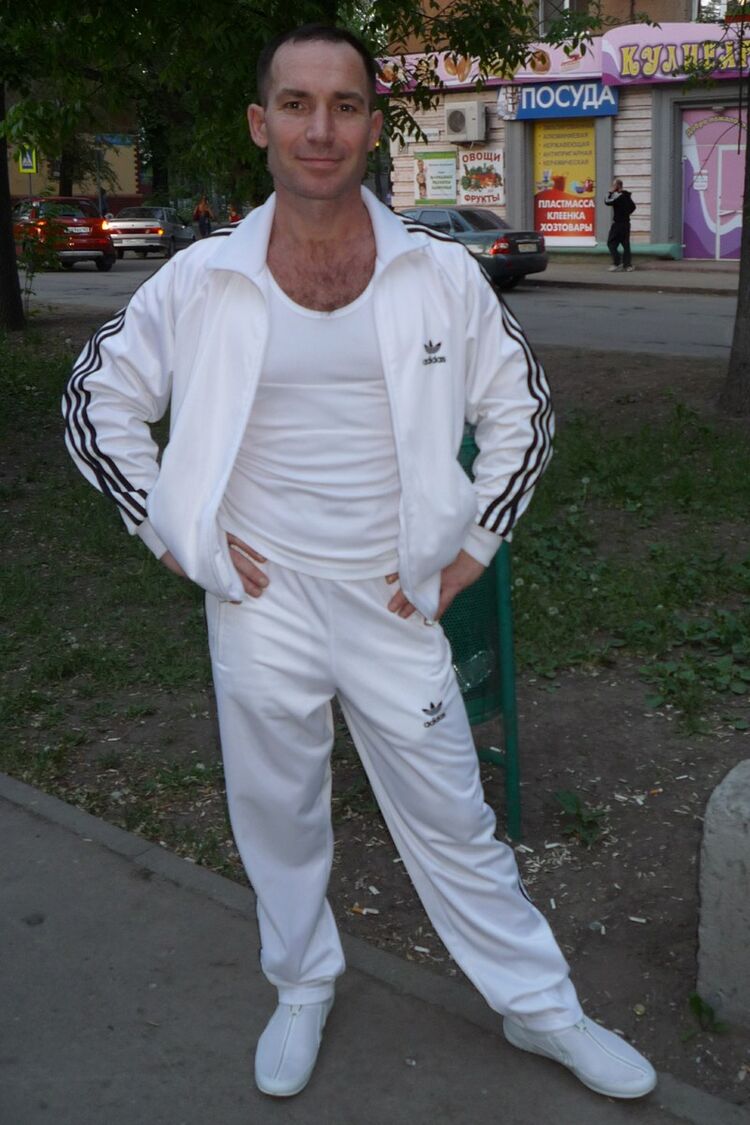  4626196  Daniil, 50 ,    