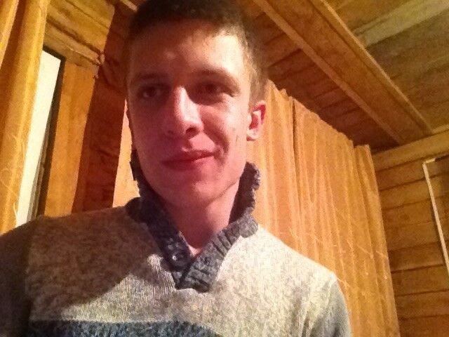  5215836  Alex, 34 ,    