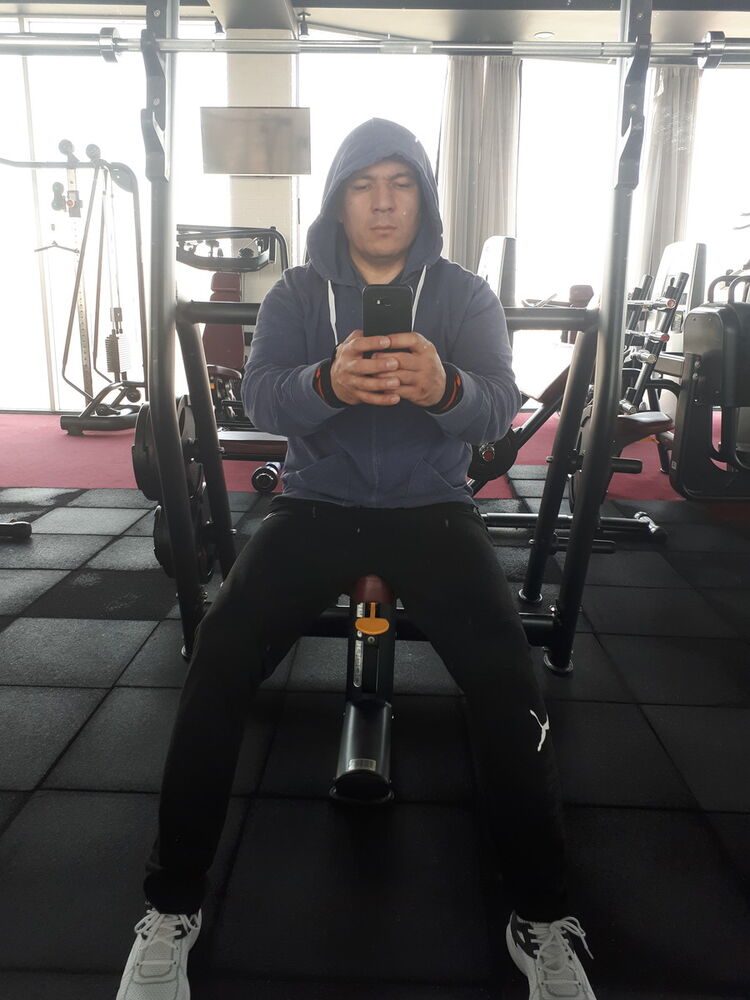  19155206  Ruslan, 43 ,    