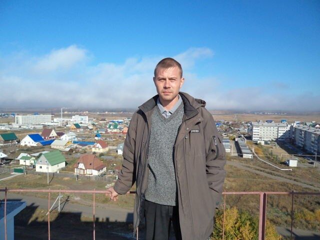  ,   Alex, 45 ,   