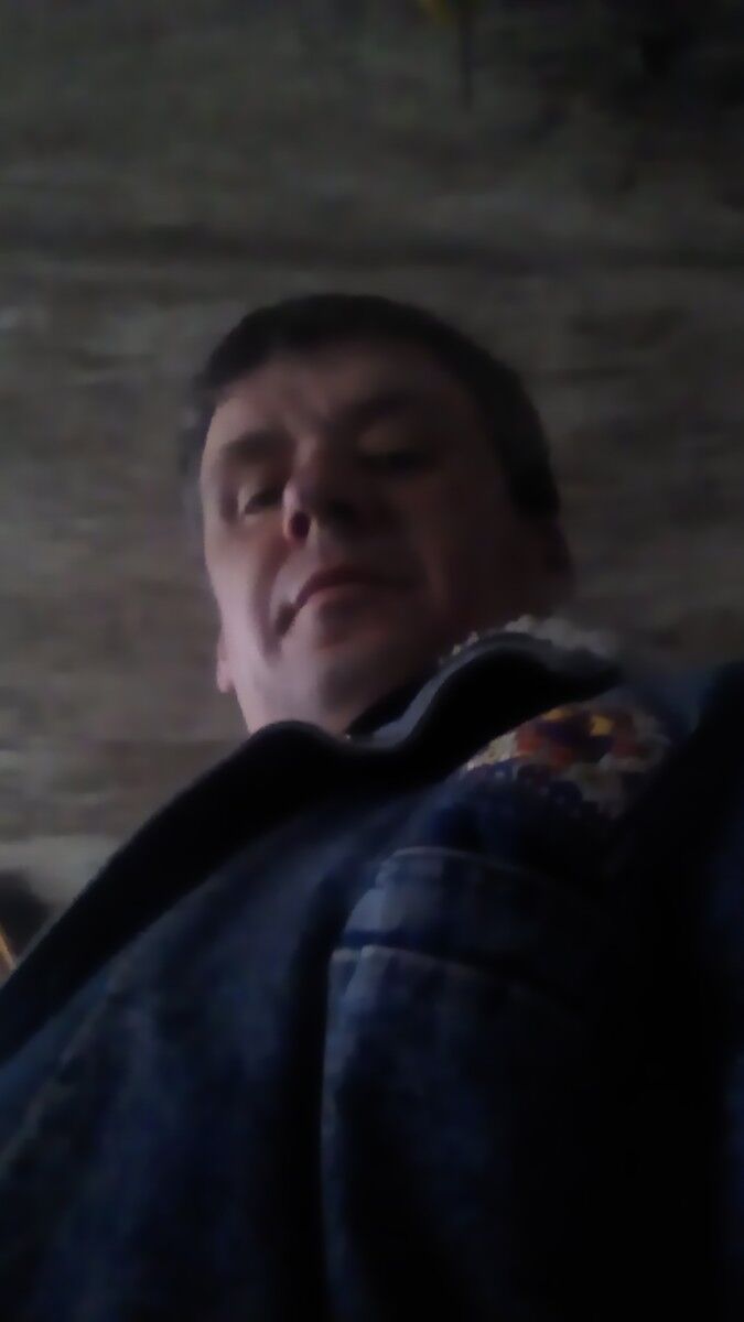  14347176  Igor, 46 ,    