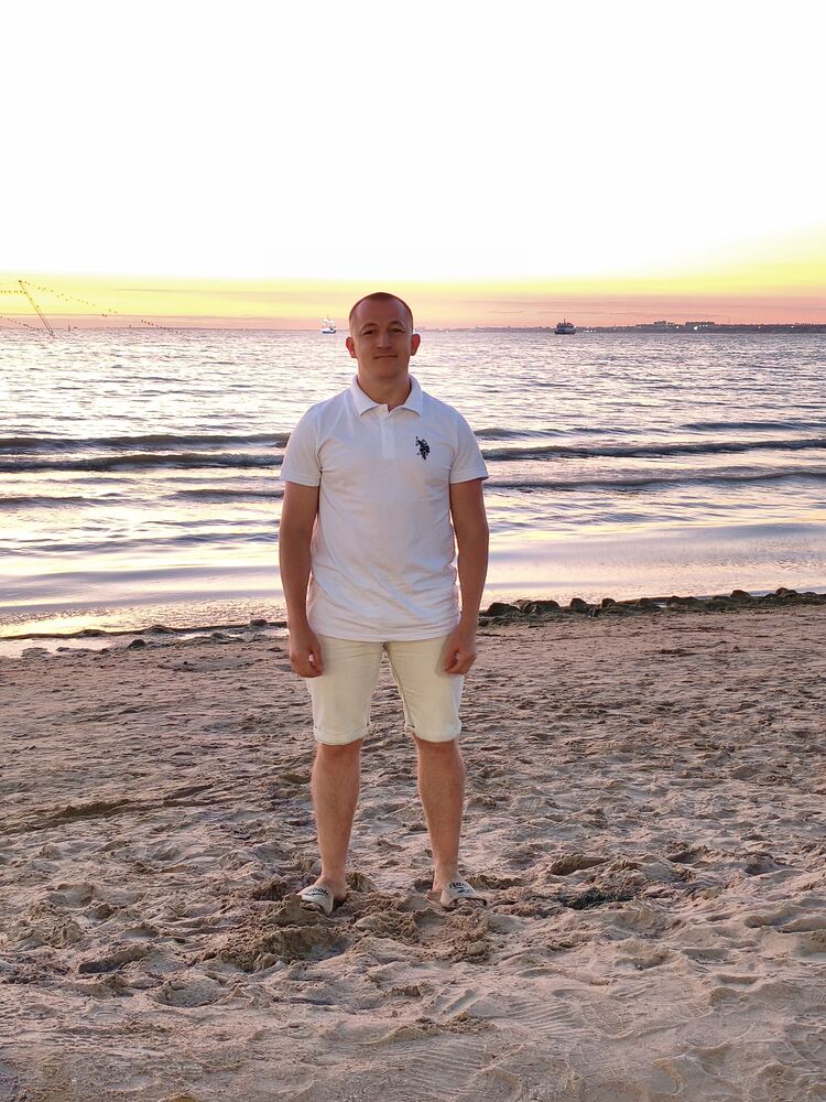  52415326  , 31 ,    -