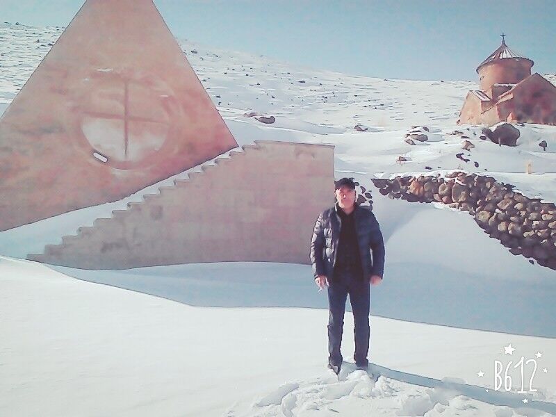  ,   Artyom, 56 ,   ,   , c 