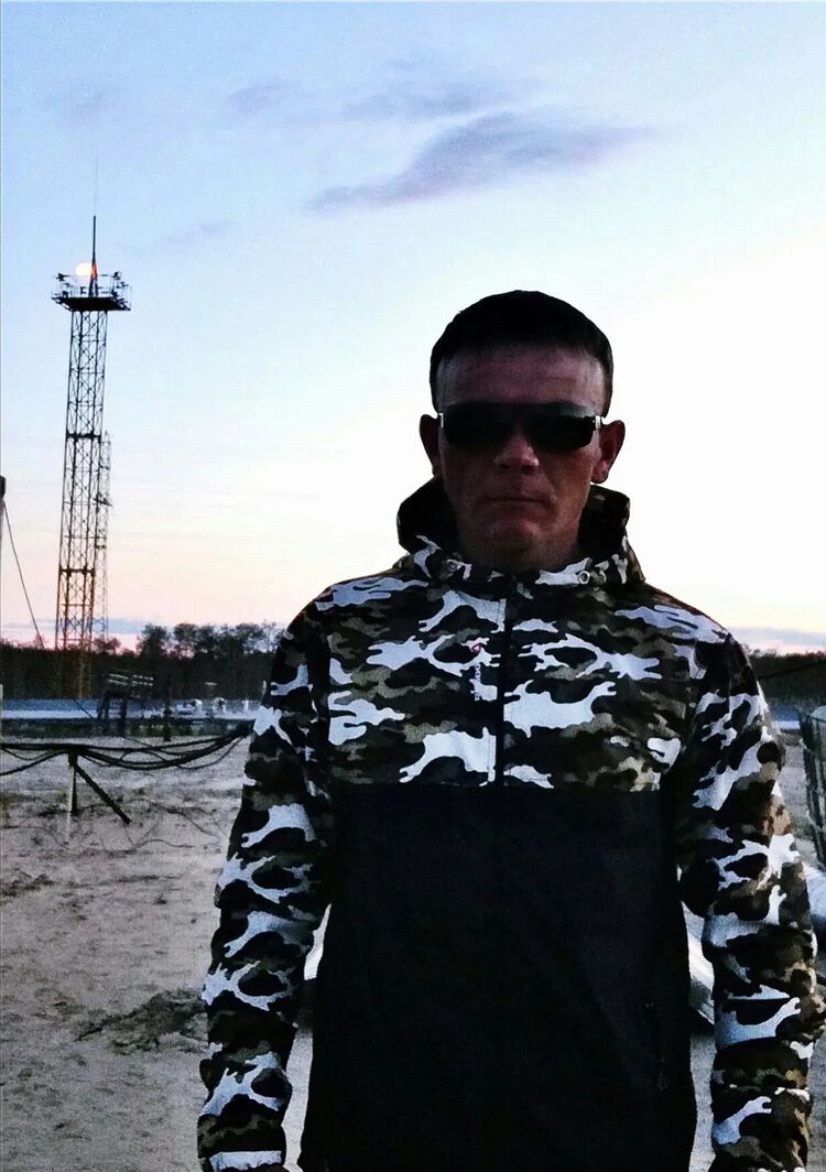  43489606  , 35 ,    