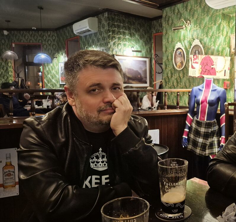  ,   Kirill, 46 ,   ,   , c 