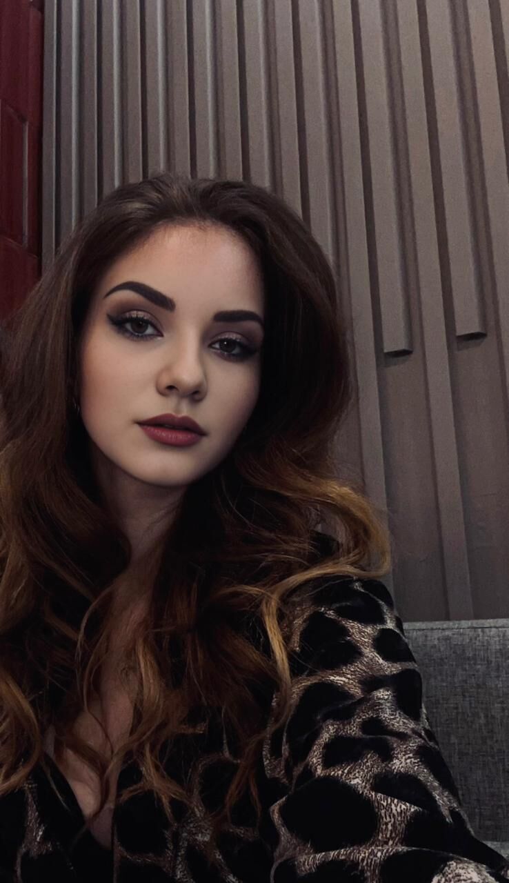  54588936  HYriK, 32 ,    