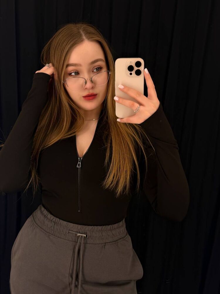  54688046  , 31 ,    -