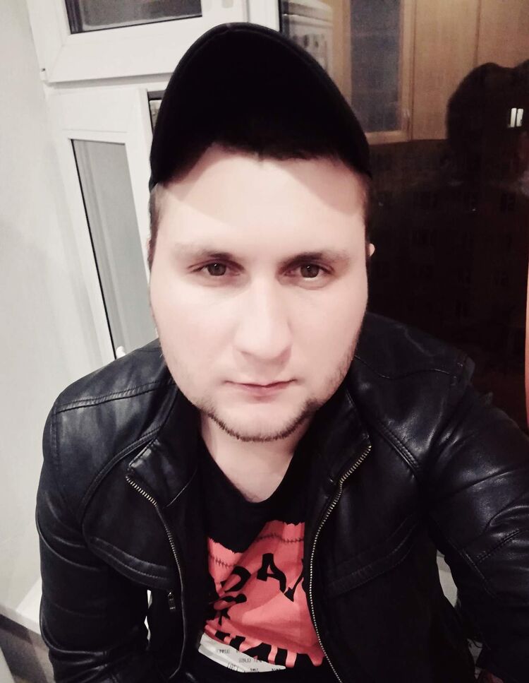  27848226  , 32 ,    