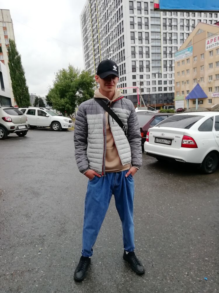  ,   Igor, 21 ,   ,   , c , 