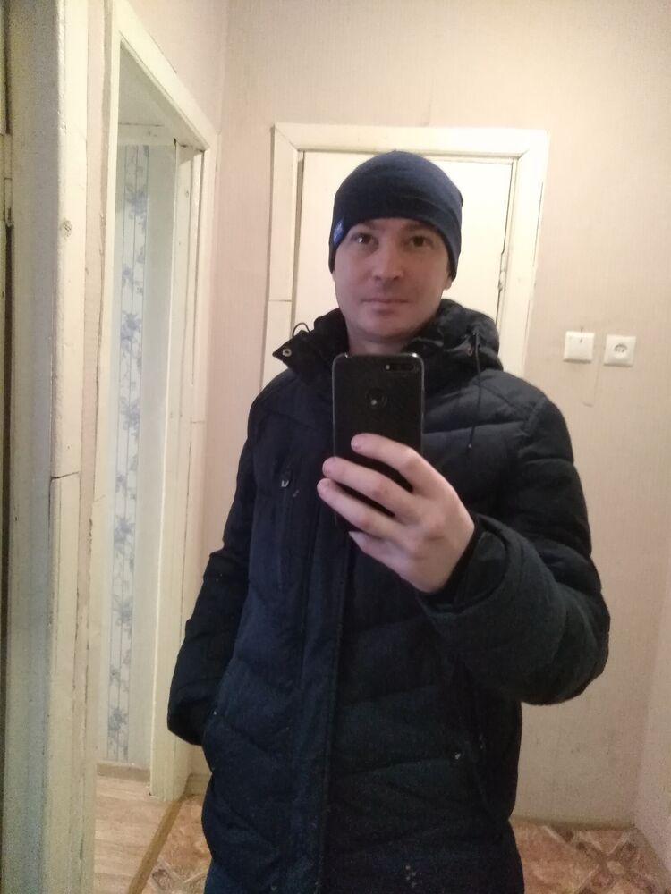  31901286  ARTEM, 39 ,     