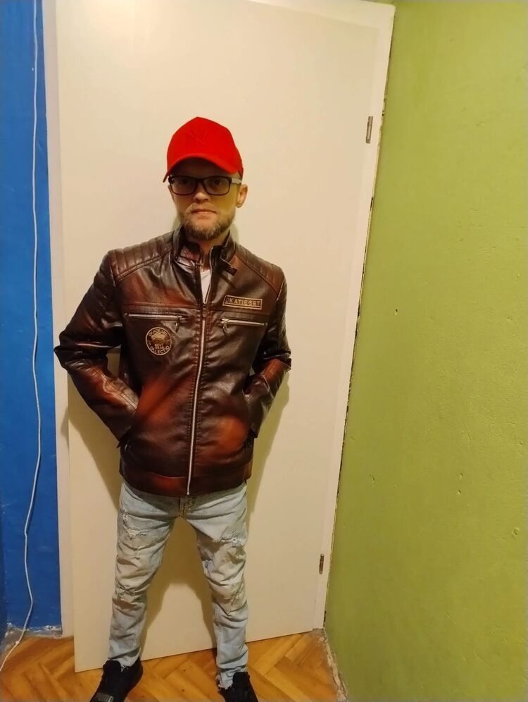  ,   Eduard, 35 ,   ,   