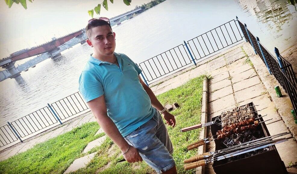  ,   Edgard, 32 ,   ,   , c , 