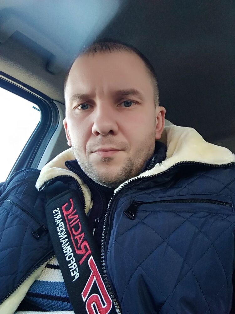  24273436  , 40 ,    