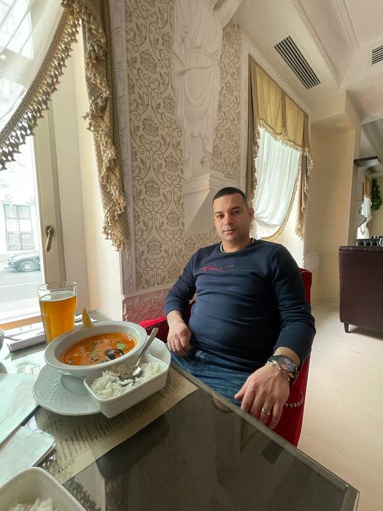  ,   Rayan, 33 ,   ,   