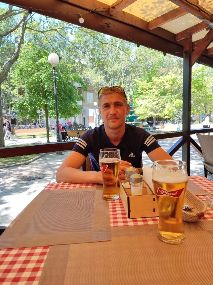  34612346  Yury, 34 ,    Langesund