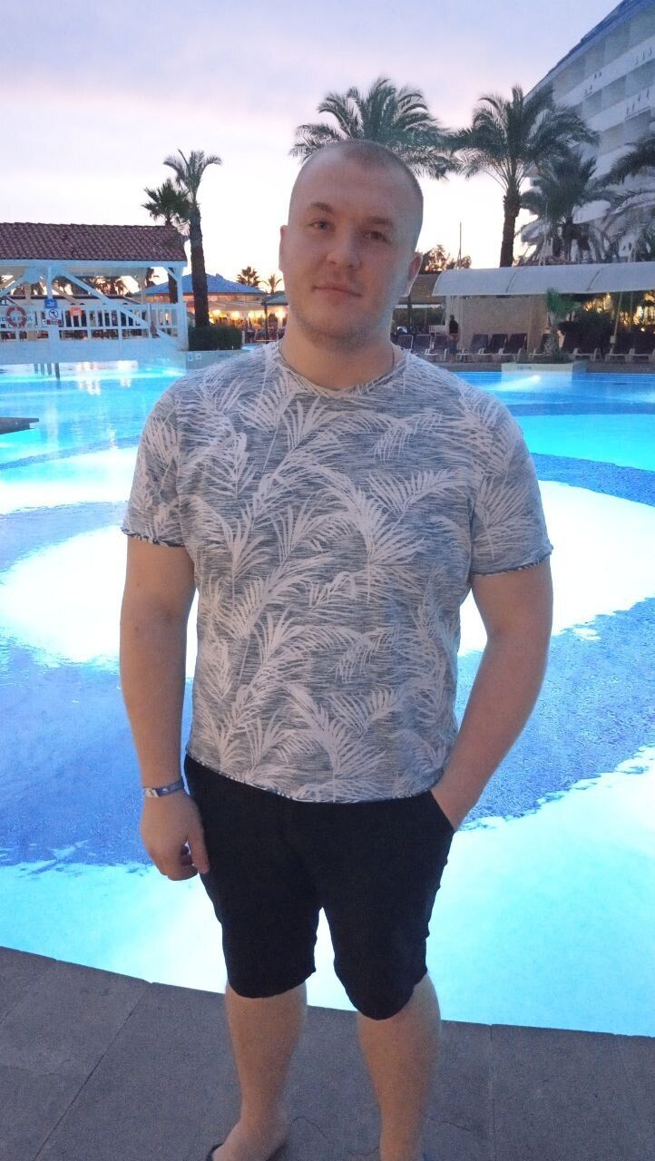 ���� 22714776 ������� ���������, 32 ����, ���� ���������� � ������-���